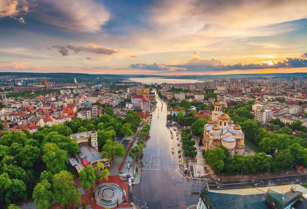 Comfort Zamenhof Várna Kültér fotó